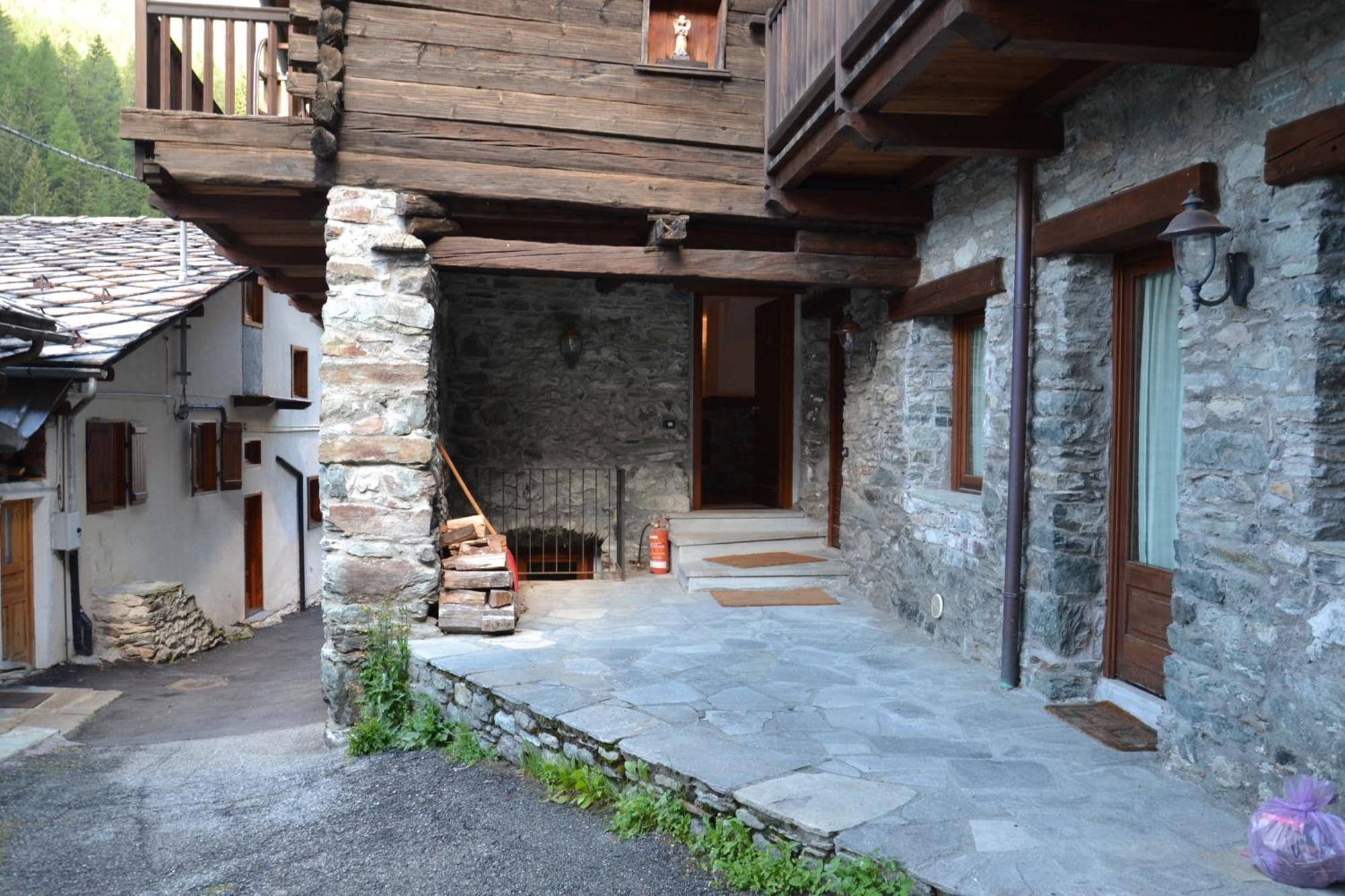 Alle Pendici Del Monte Rosa Hébergement de vacances *